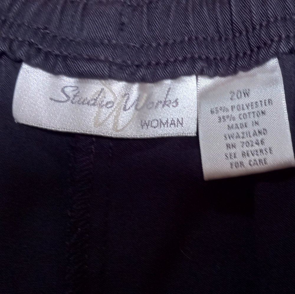 Studio Works Women's Black Athletic Drawstring Shorts - Picture 2 of 3